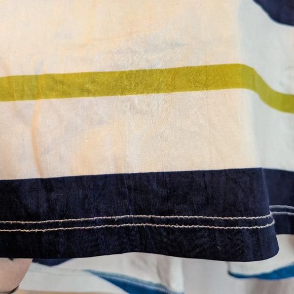 Silky Striped Tank Top - Picture 2 of 4